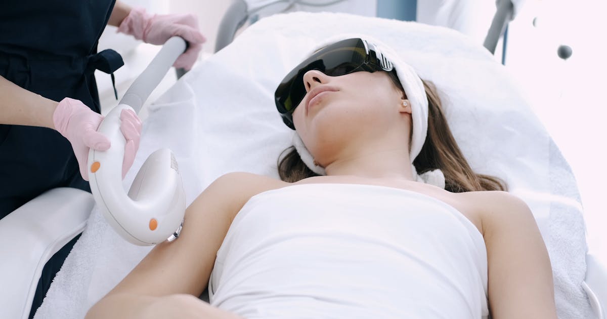 Aesthetic treatment in a calm clinical setting
